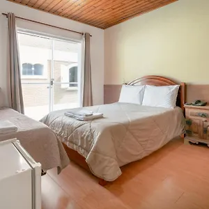 3* Hotel Geneve - 2km Do Capivari